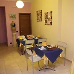 Casadelmela B&B 밀라초