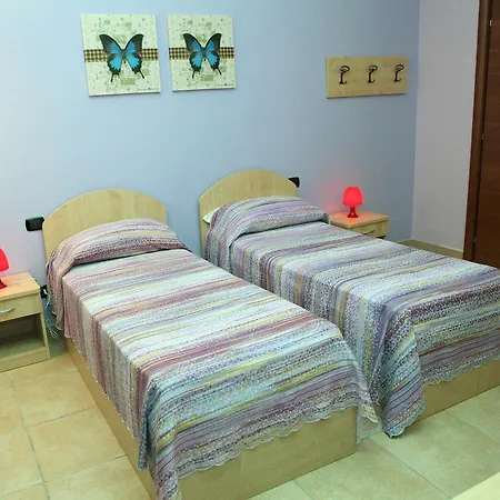 B&B Casadelmela 밀라초